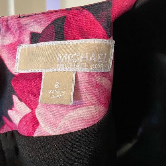 Michael Kors mini Dress- size 6 💓 - Picture 3 of 3